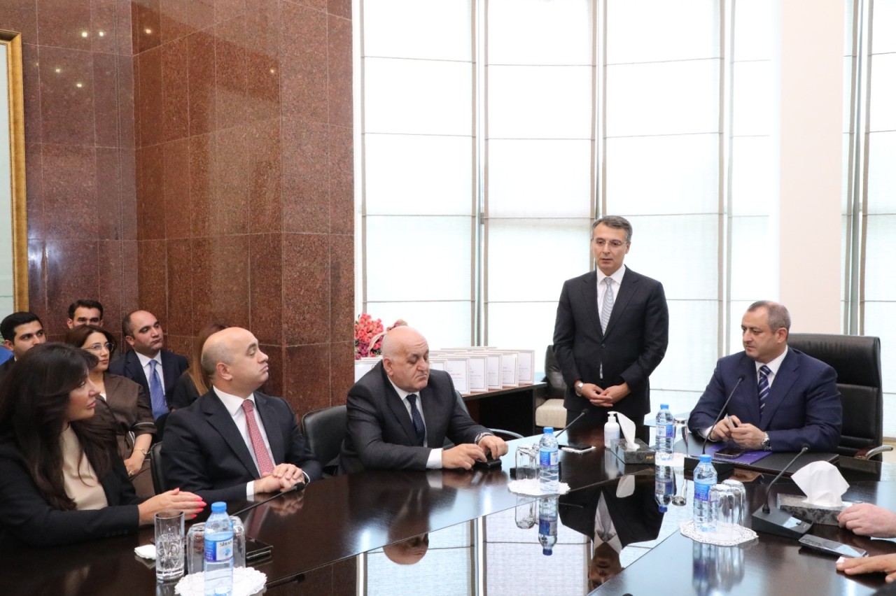 Suraxanıda dövlət qulluqçularının peşə bayramı qeyd edildi - FOTOLAR